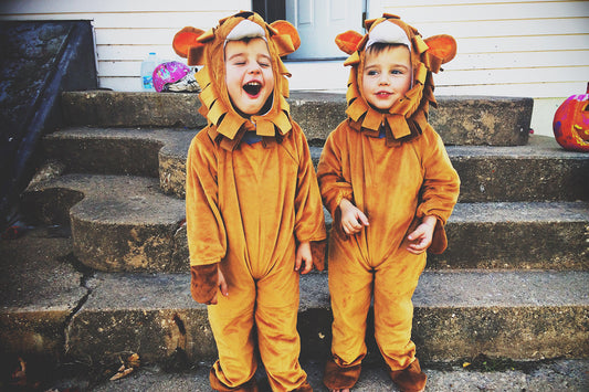 toddlers-in-halloween-costumes