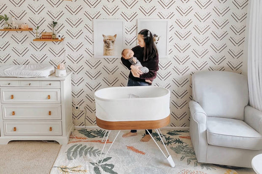 15 Dreamy Nursery Wallpaper Designs