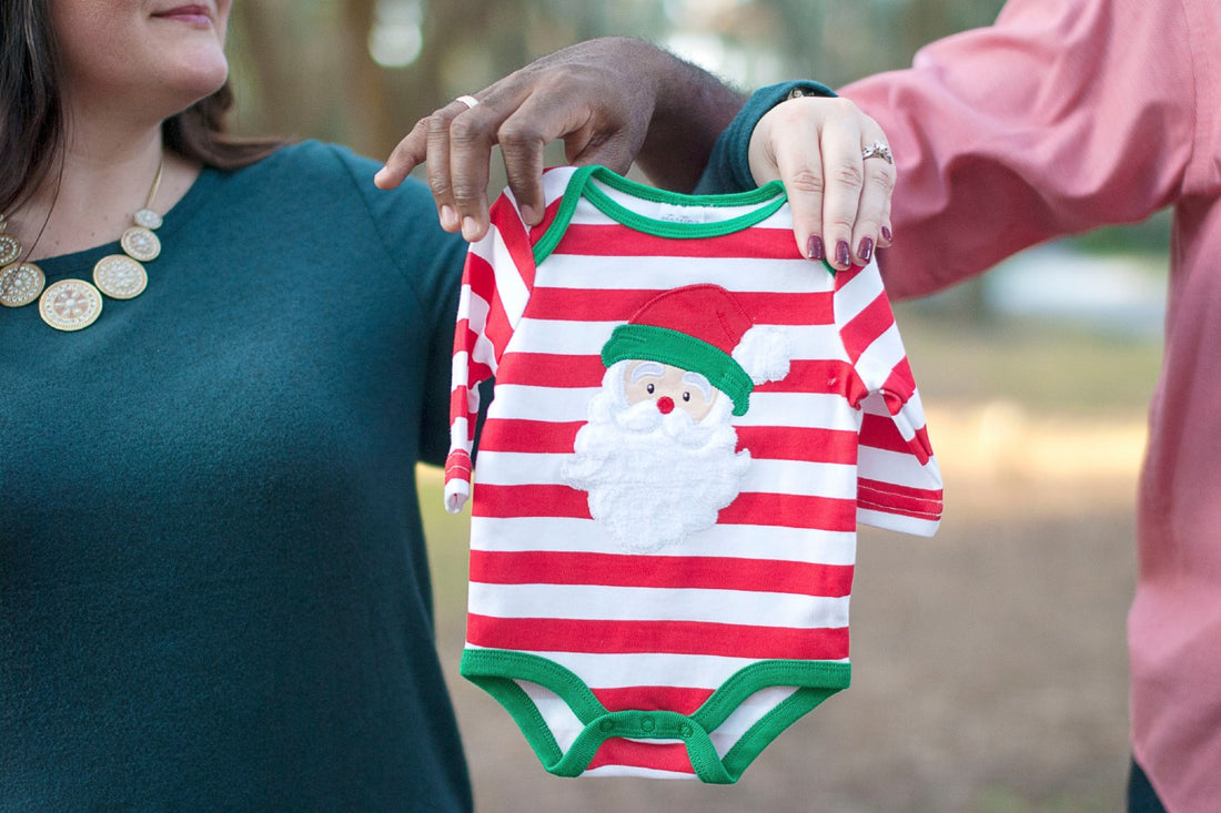 christmas-newborn-onesie-announcement