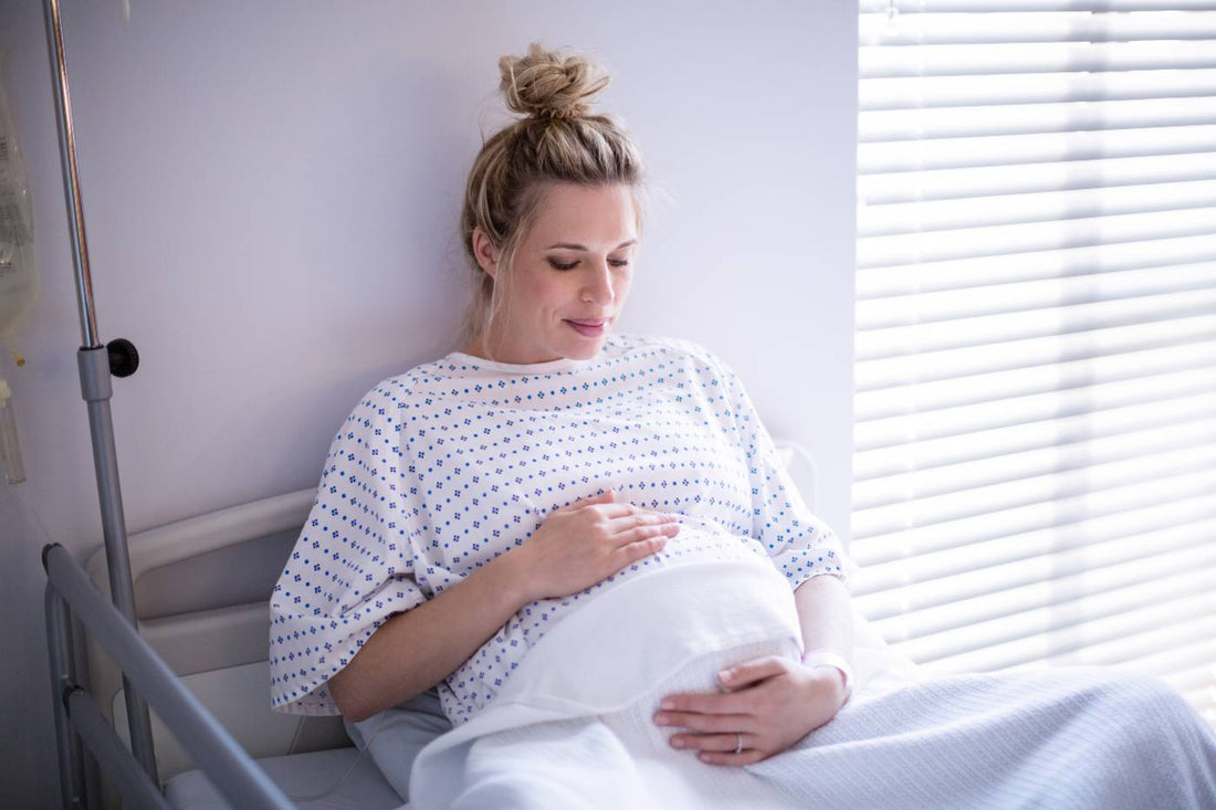 A mum relaxes during labour
