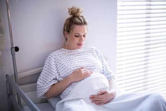 A mum relaxes during labour